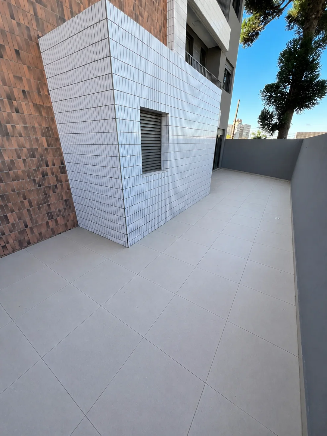 Lateral do garden da unidade 201