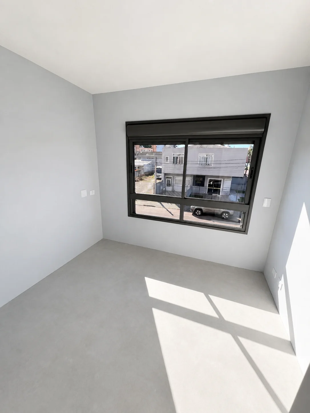 Quarto da unidade 201 com vista para a rua