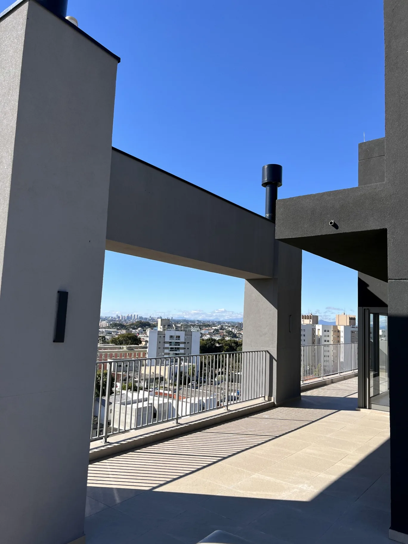 Vista a partir do rooftop do Friesian Residencial